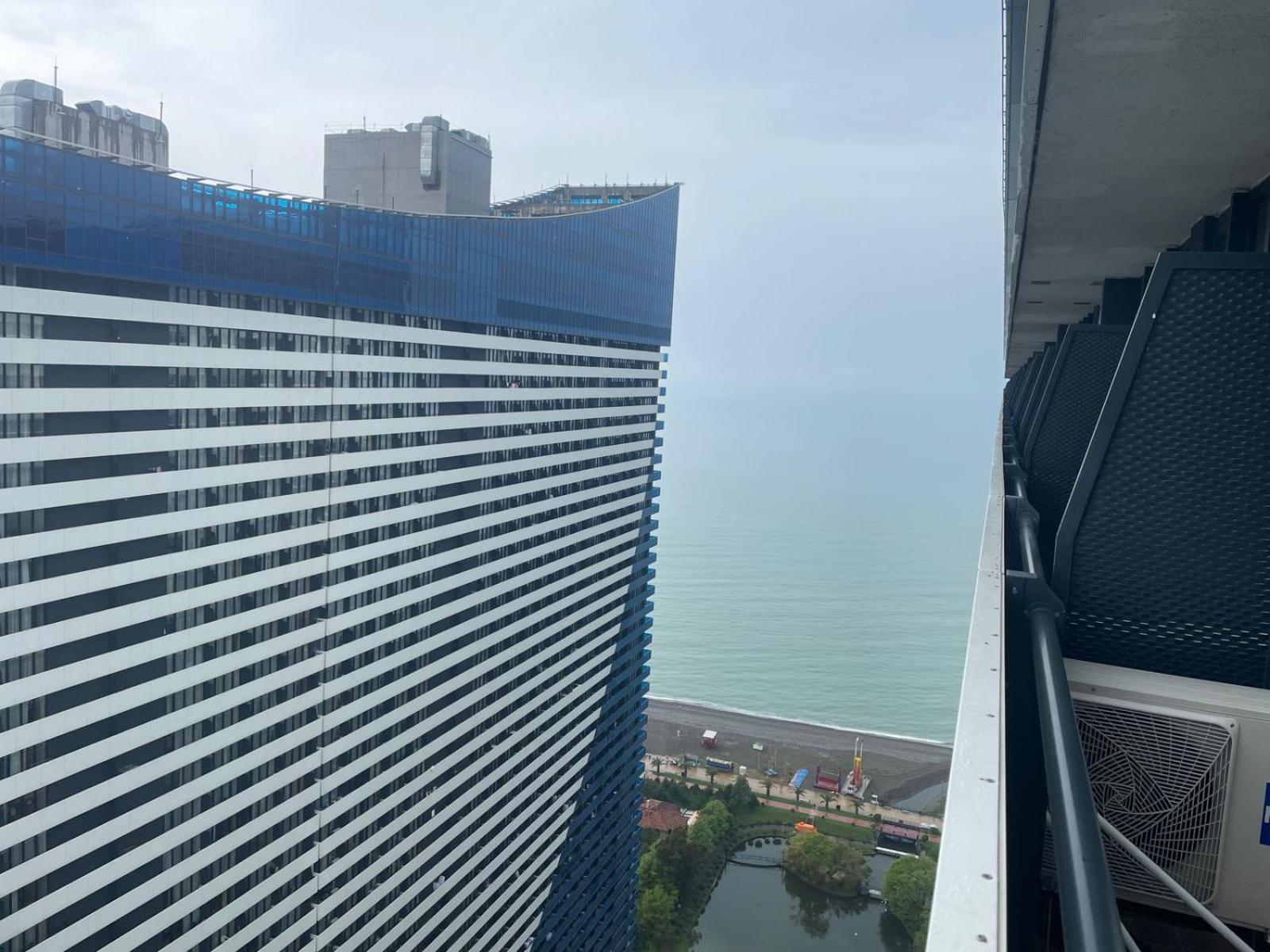 Black Sea Batumi Hotel Orbi City Buitenkant foto